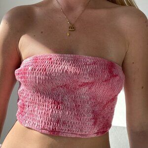 Shirred Ark & Co / En Creme Pink Tye-Dye Tube Top Smocked Crop Top